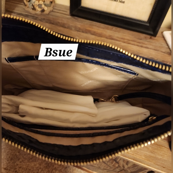 SOLD...NWT $345 BRAHMIN Mod Shayna Ink Leontyne leather CROSSBODY (navy blue) - Picture 5 of 5